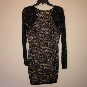NWT Windsor long sleeve black & nude lacy dress
